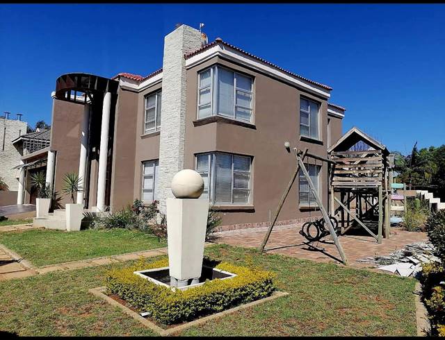 4 BEDROOM HOUSE FOR SALE IN BENDOR
